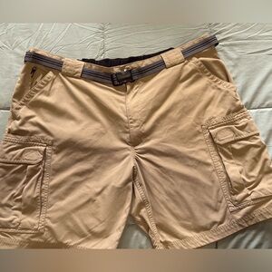 Duluth Trading Co Men's Dark Tan Cargo Shorts